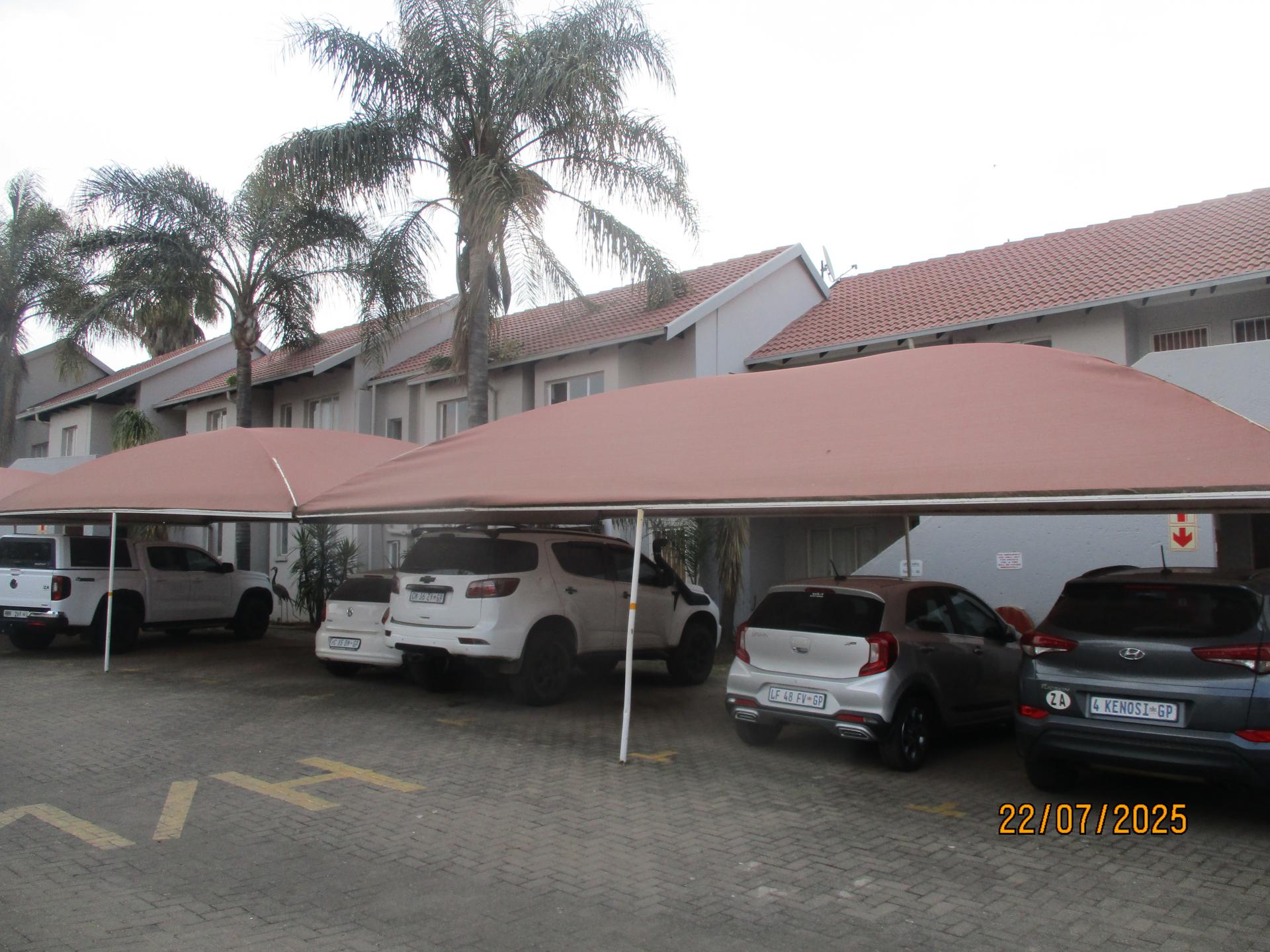 of property in Glen Marais