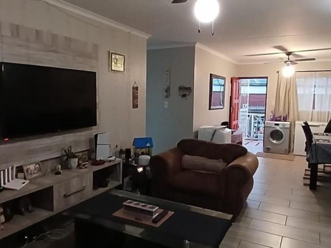 3 Bedroom Apartment for Sale For Sale in Moreletapark - MR685783