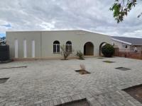  of property in Oudtshoorn