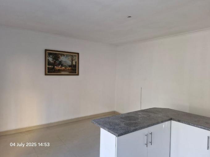 2 Bedroom Apartment to Rent in Bellair - DBN - Property to rent - MR685800