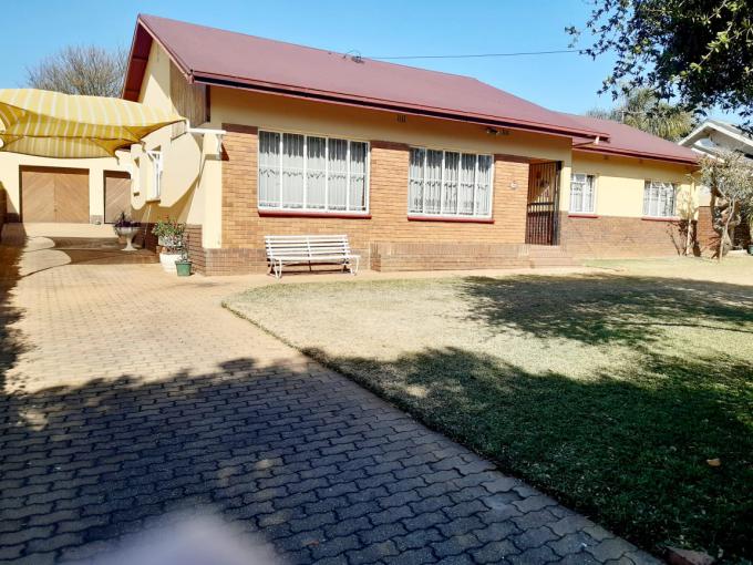 3 Bedroom House for Sale For Sale in Queenswood - MR685827