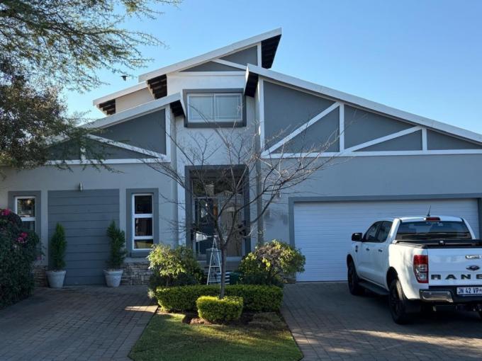 4 Bedroom House to Rent in Midstream Estate - Property to rent - MR685863