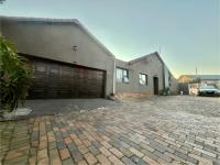  of property in Brackenhurst