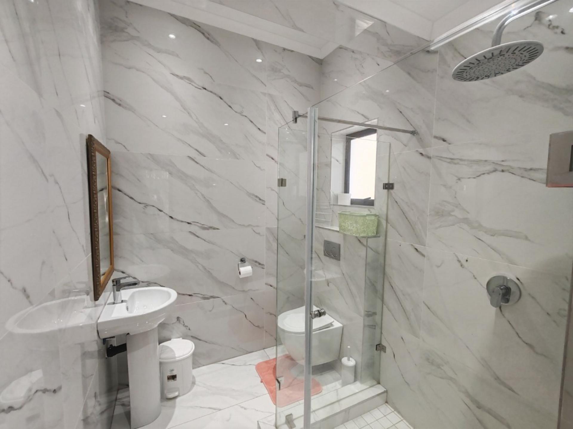  of property in Waterkloof Ridge