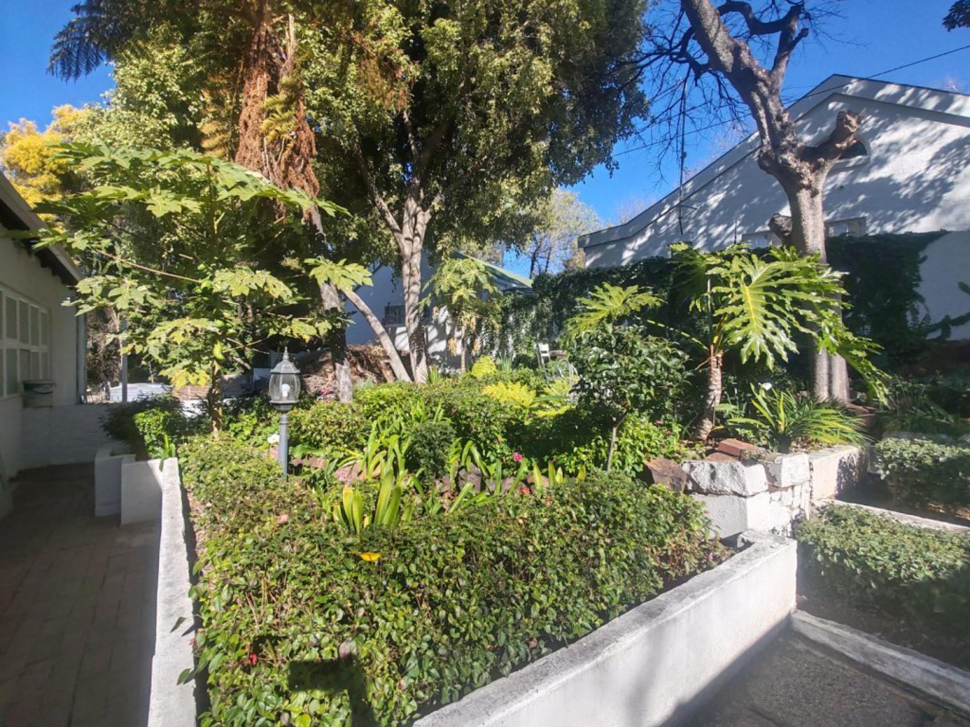  of property in Waterkloof Ridge