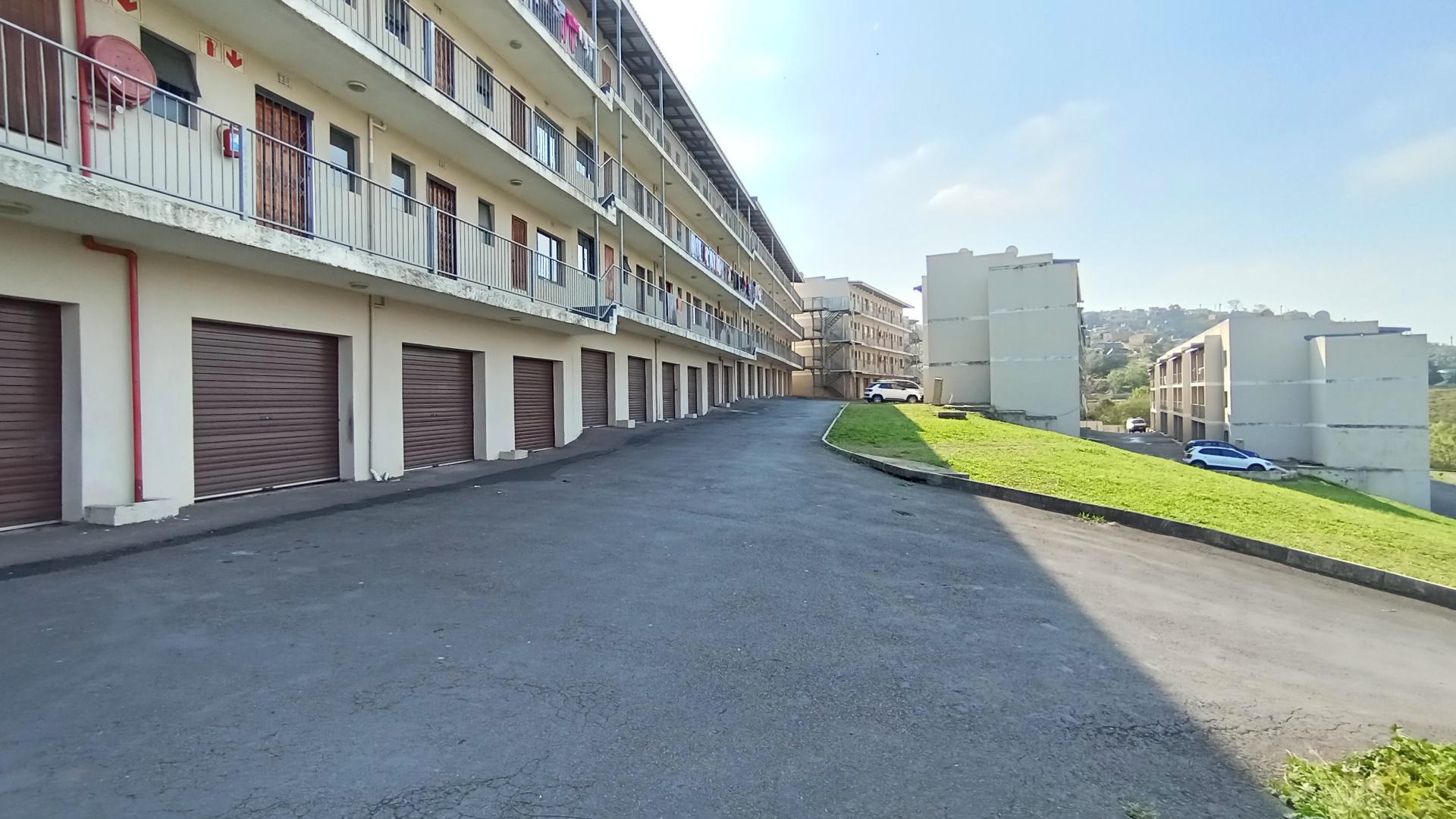 Front View of property in Newlands East