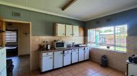 Kitchen - 16 square meters of property in Vanderbijlpark