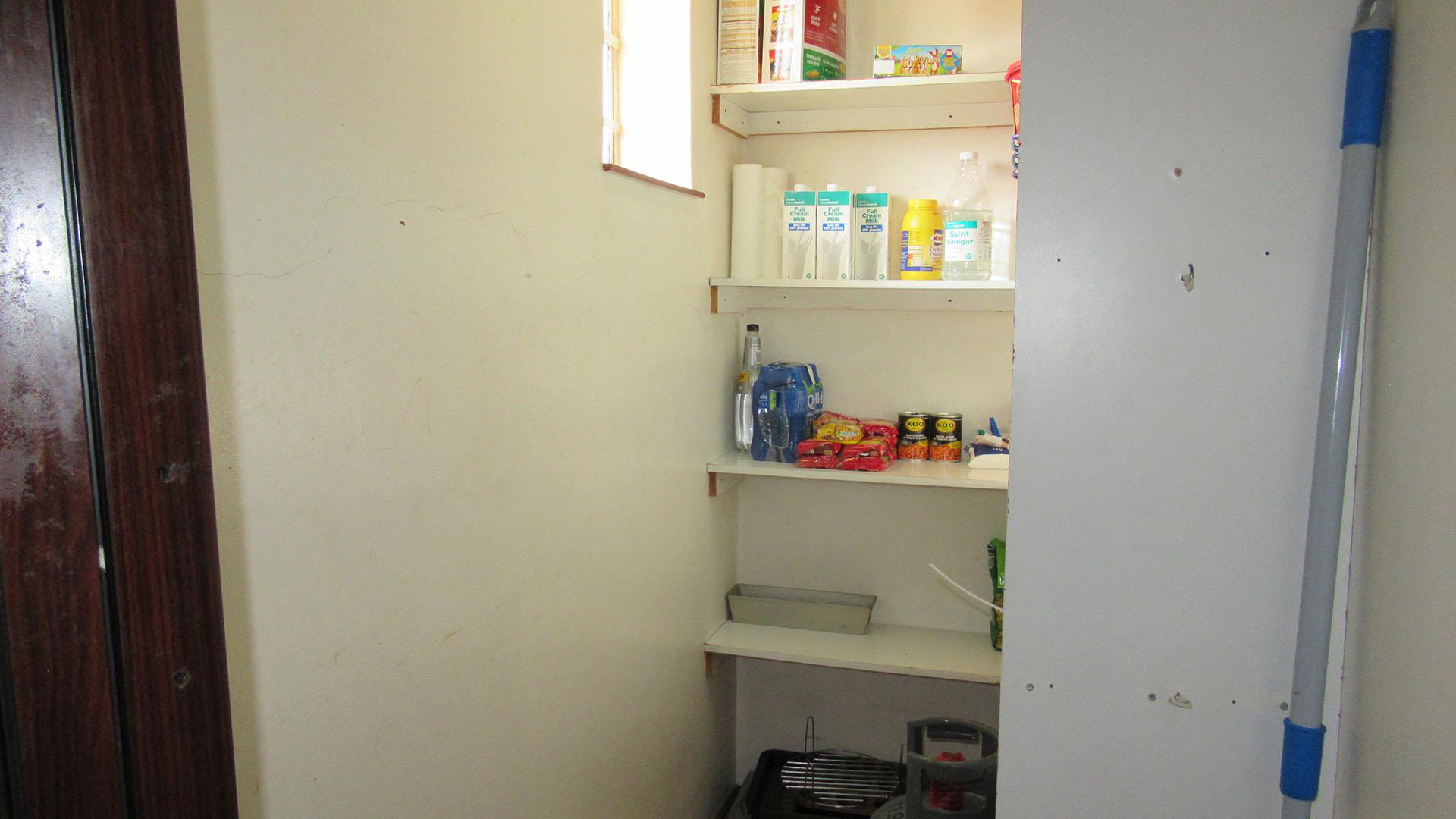 Store Room - 3 square meters of property in Oakdene