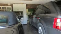 Garage - 34 square meters of property in Oakdene