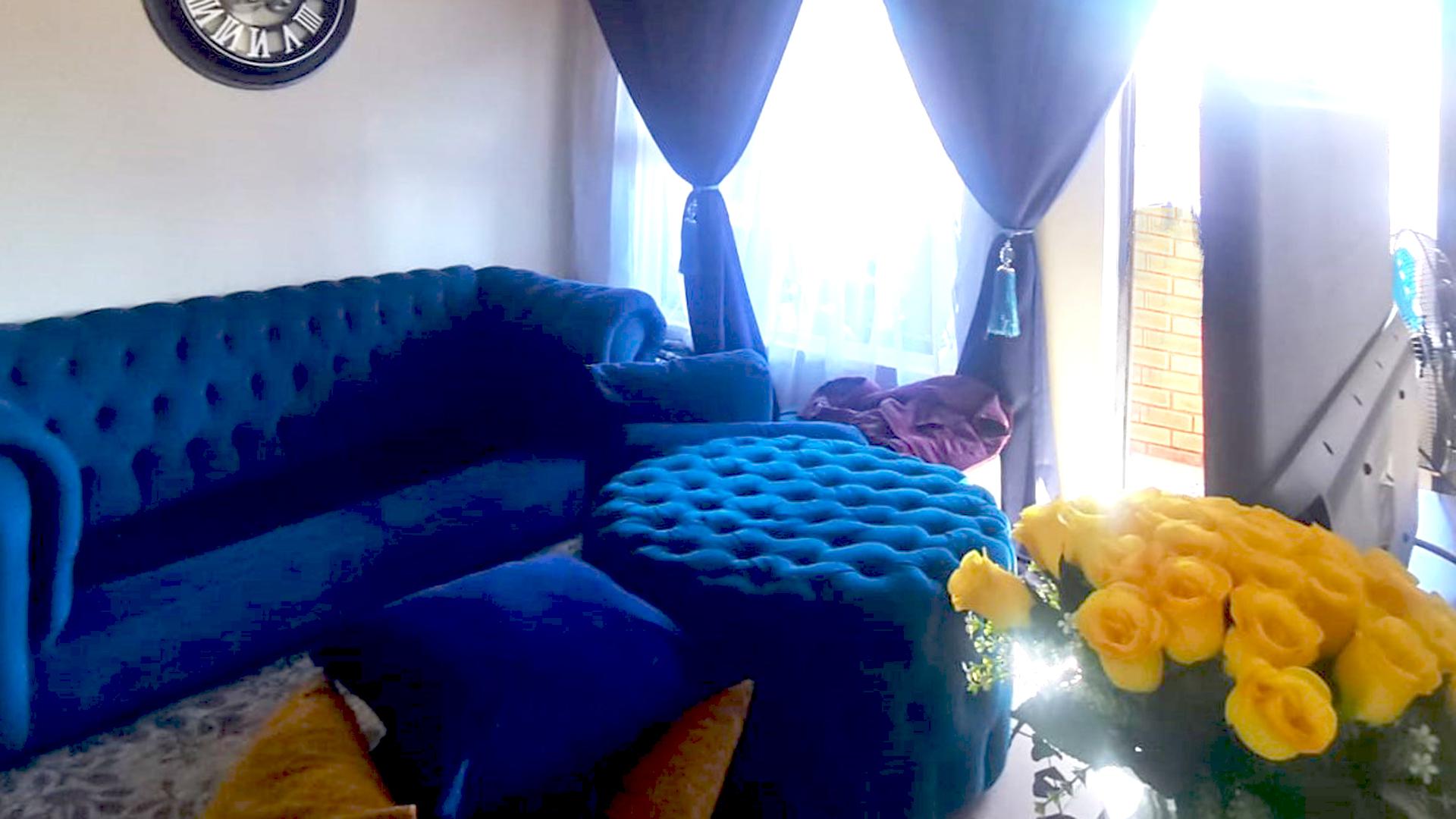 Lounges of property in Lephalale (Ellisras)