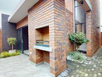  of property in Bartlett AH
