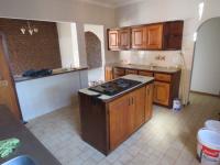  of property in Karenpark