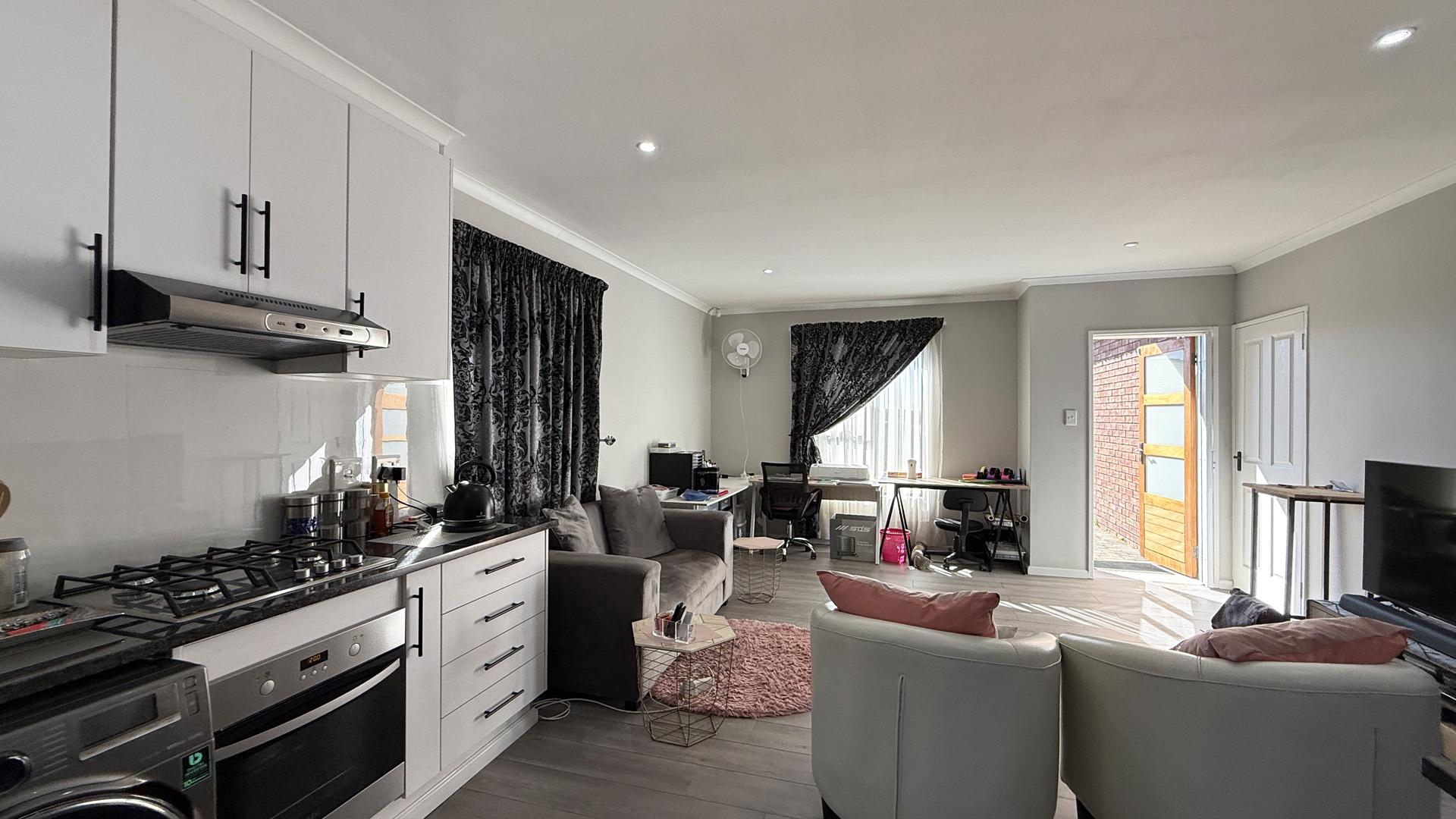 Lounges of property in Secunda