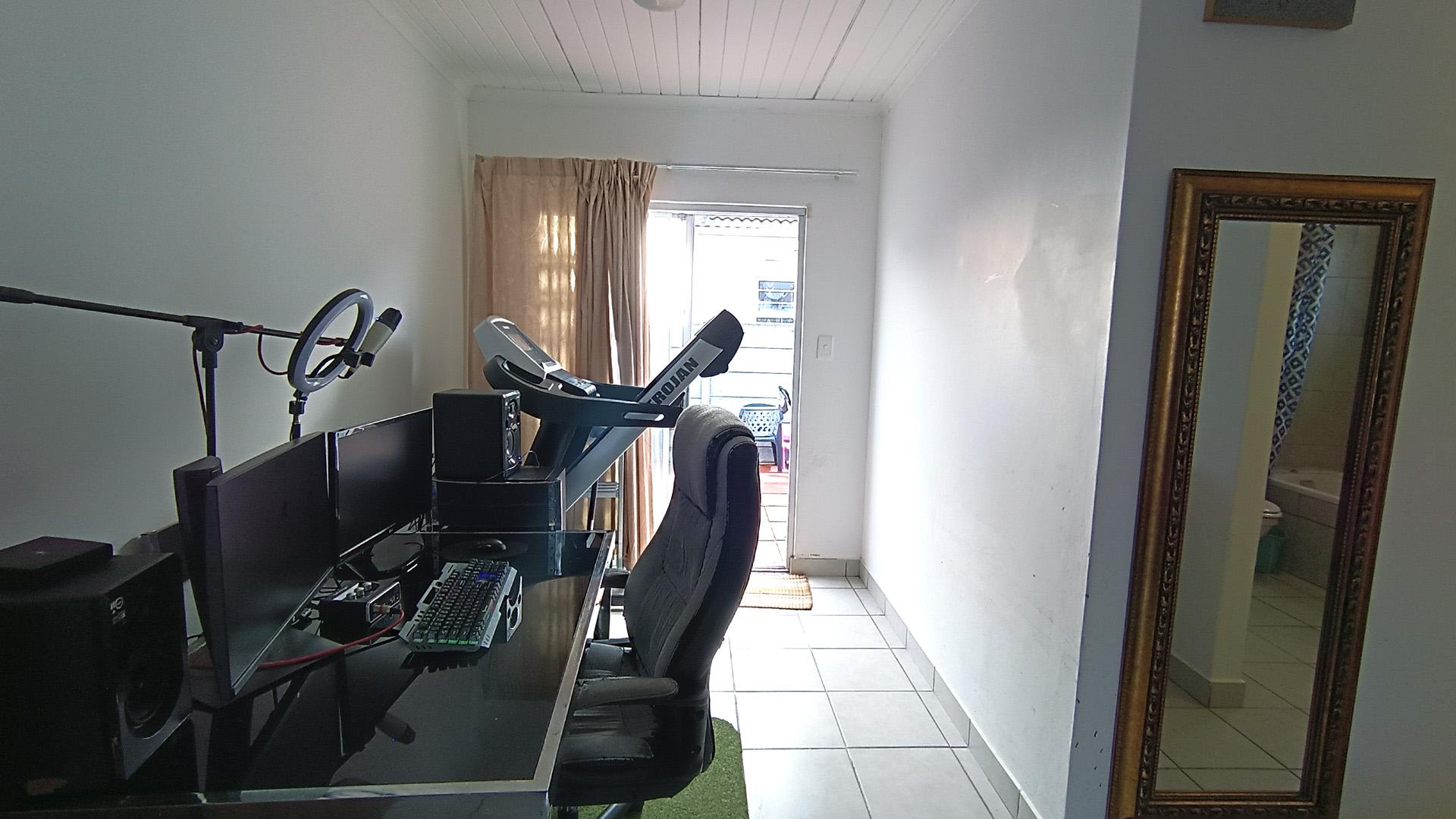 Dining Room - 6 square meters of property in Klapmuts