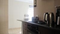 Kitchen - 7 square meters of property in Aeroton