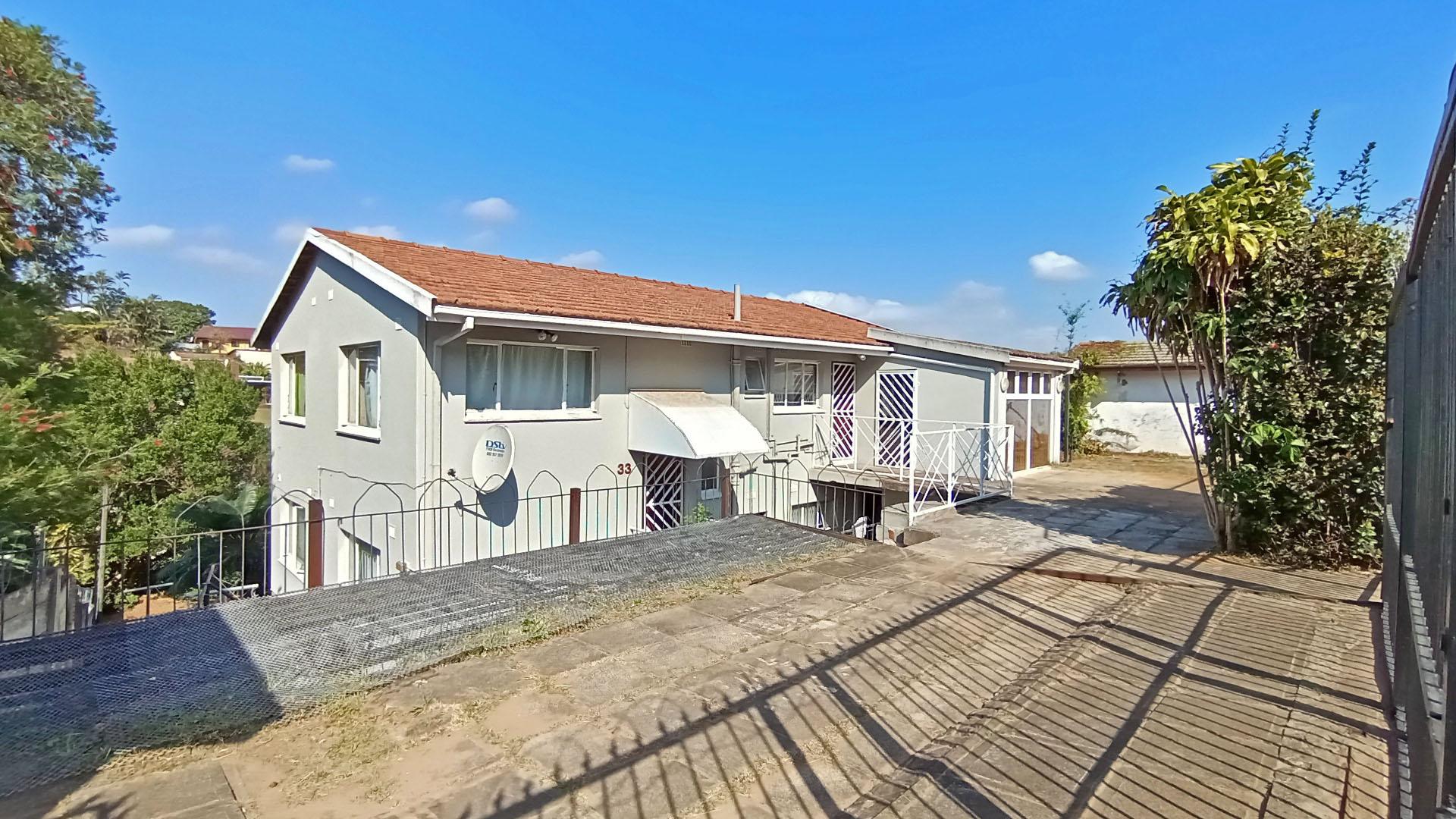 Front View of property in Glenmore