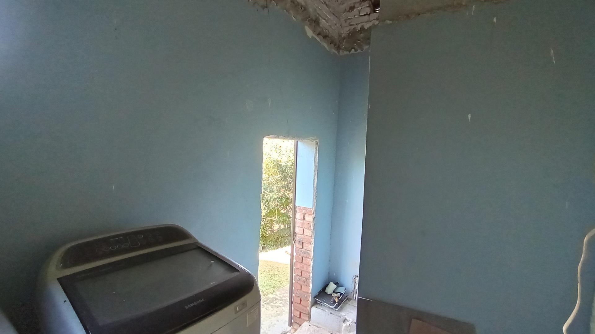 Spaces - 34 square meters of property in Glenmore