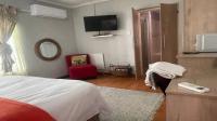 Bed Room 5+ of property in Kokstad