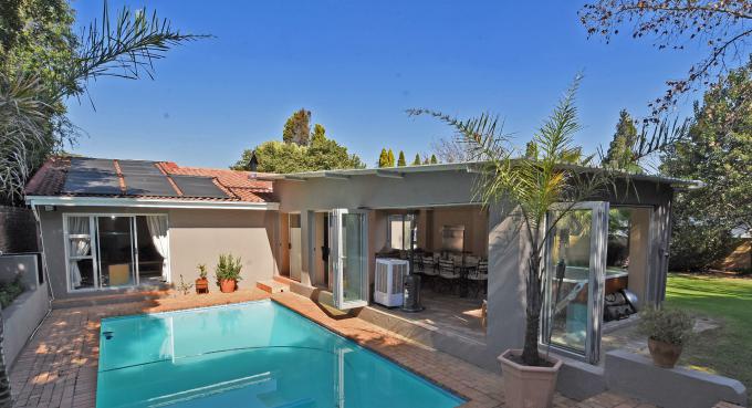 5 Bedroom House for Sale For Sale in Weltevreden Park - MR686079