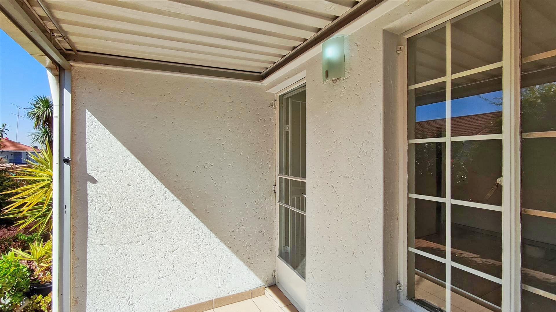 Patio - 6 square meters of property in Meyersdal