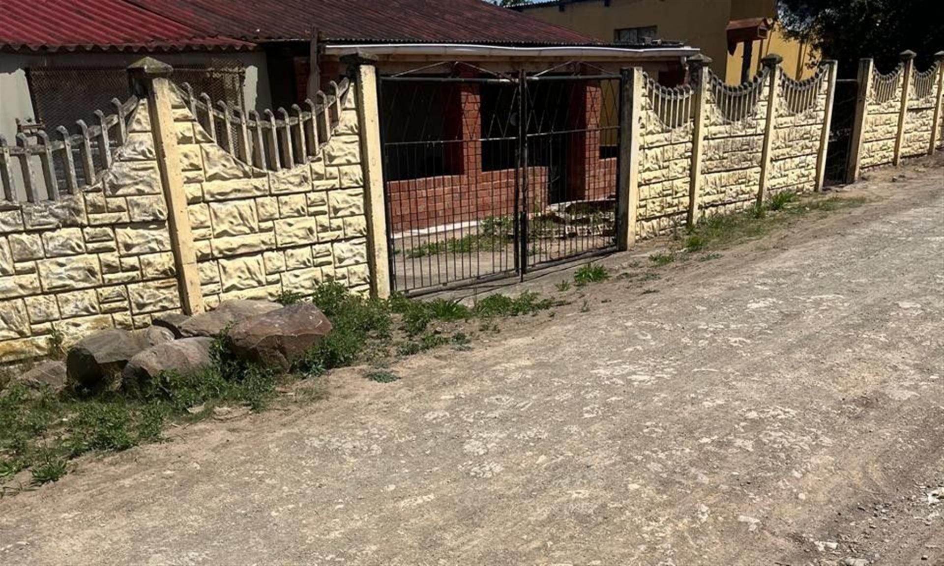 Front View of property in Zwelitsha