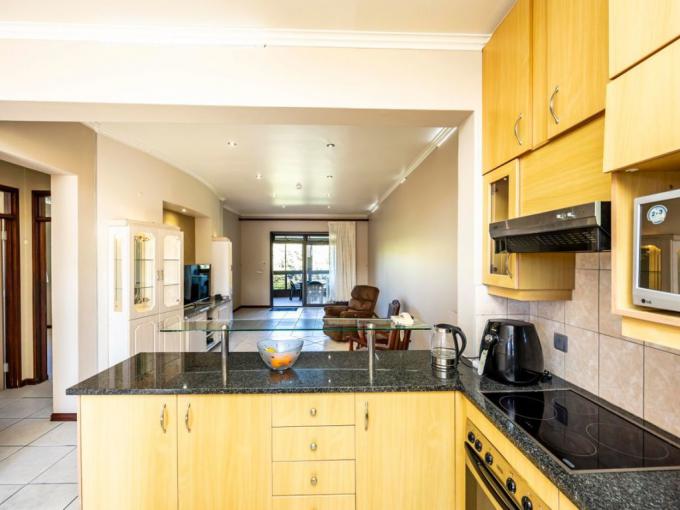 3 Bedroom Simplex for Sale For Sale in Nahoon - MR686147