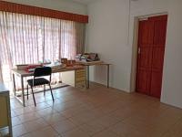  of property in Robertsham