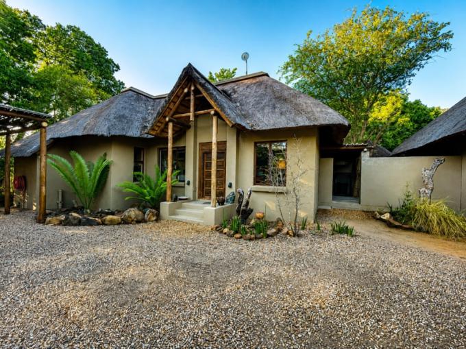 3 Bedroom House to Rent in Hoedspruit - Property to rent - MR686189
