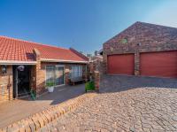  of property in Oakdene