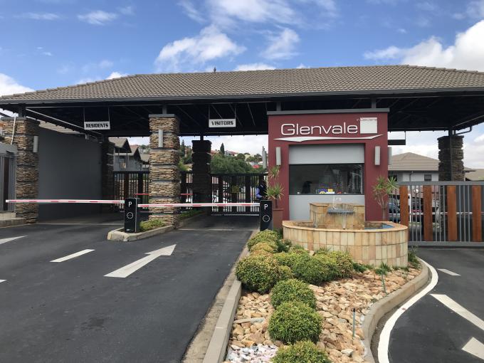 2 Bedroom Sectional Title for Sale For Sale in Gleneagles - MR686220
