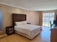  of property in Suideroord