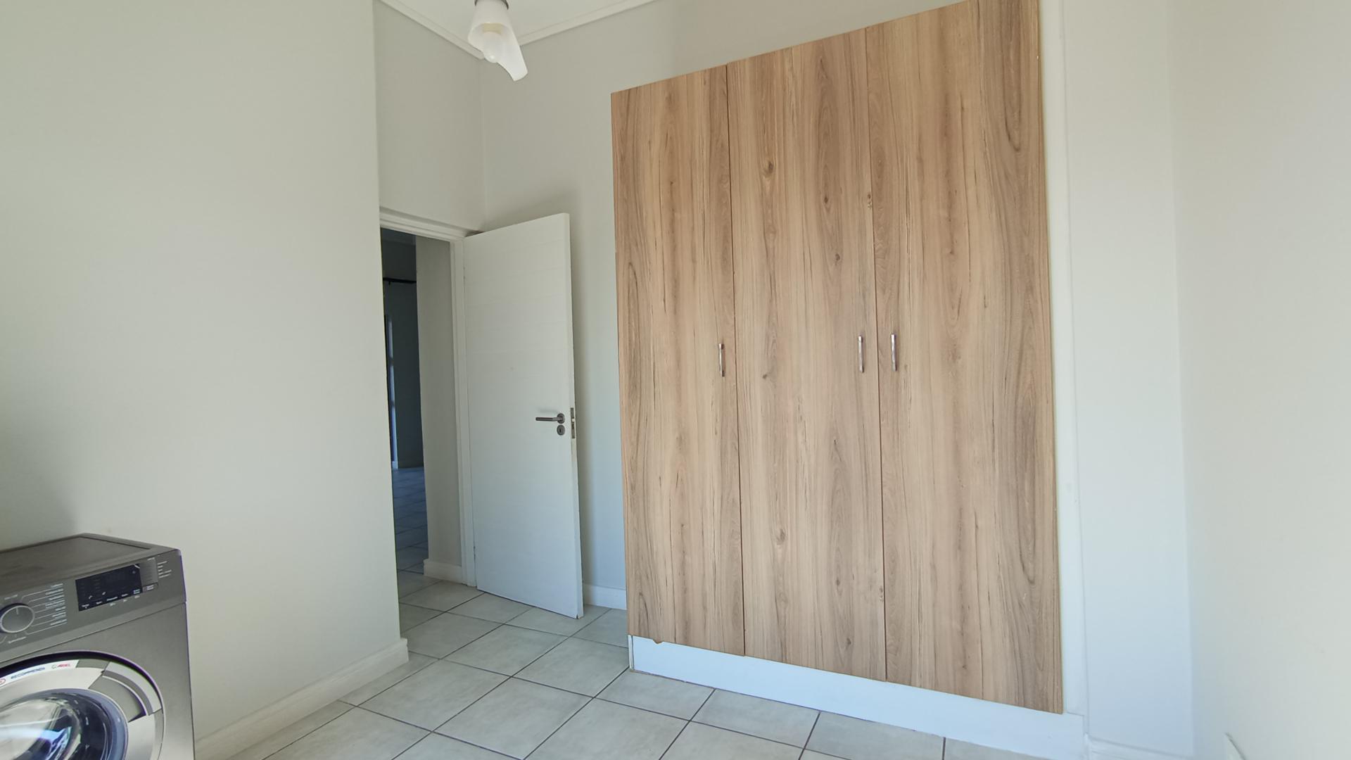 Bed Room 1 - 12 square meters of property in Zwartkoppies