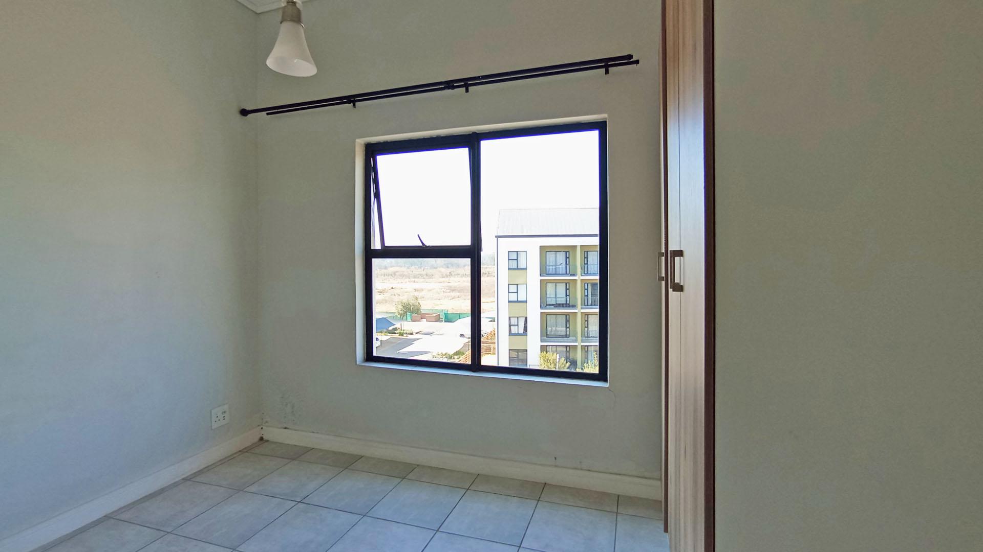 Main Bedroom - 13 square meters of property in Zwartkoppies
