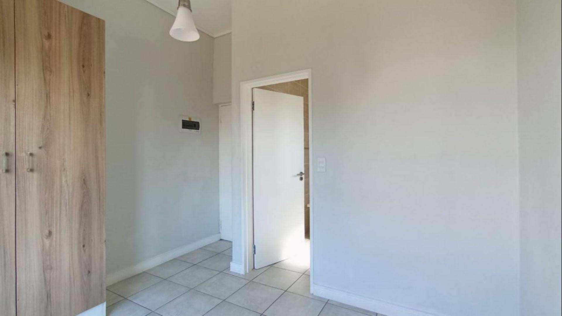 Main Bedroom - 13 square meters of property in Zwartkoppies