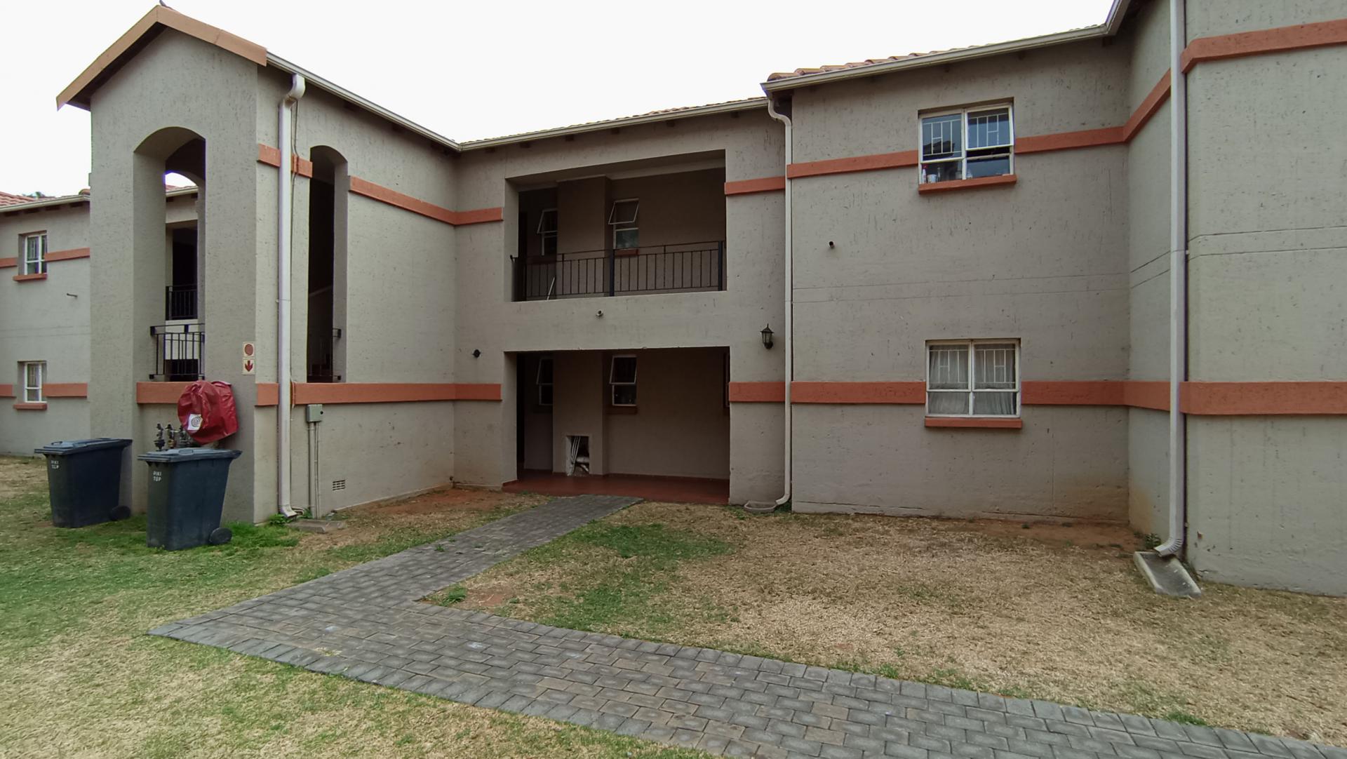 Front View of property in Aeroton