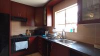 Kitchen - 9 square meters of property in Aeroton