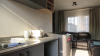 Kitchen - 6 square meters of property in Fleurhof