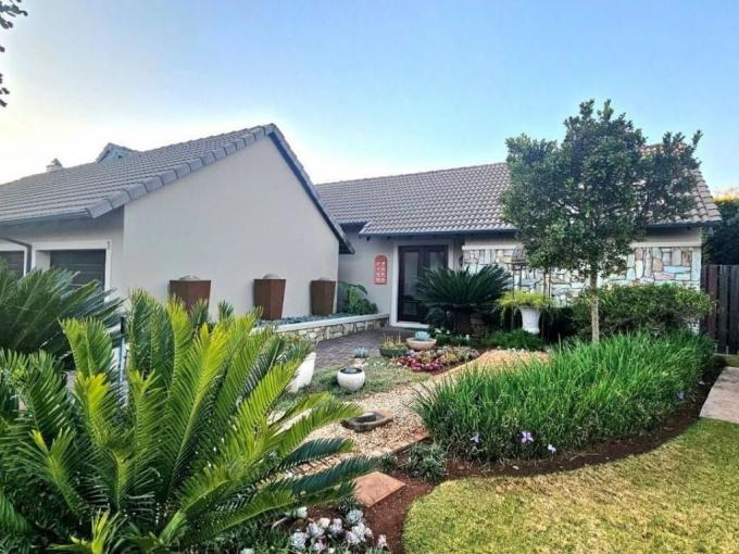 4 Bedroom House for Sale For Sale in Midfield Estate - MR686276