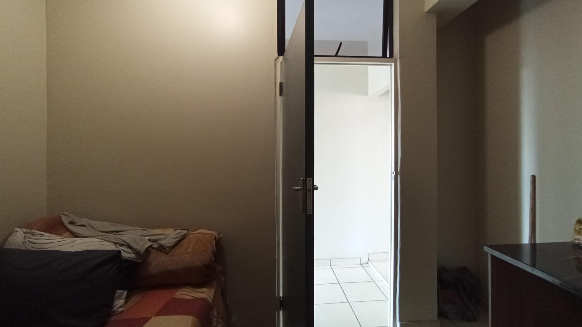 Bed Room 2 of property in Pretoria Central