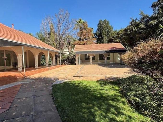 3 Bedroom House for Sale For Sale in Bedfordview - MR686329