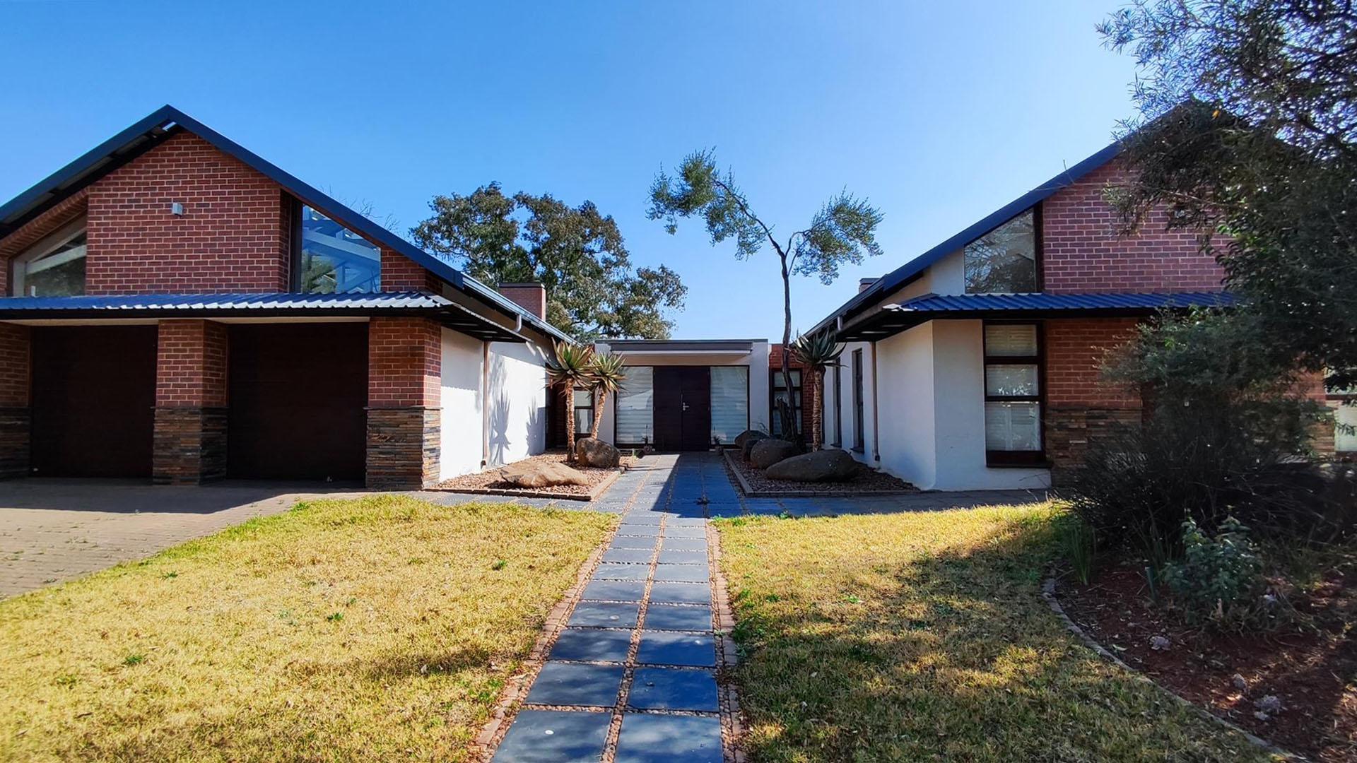 Front View of property in Witfontein