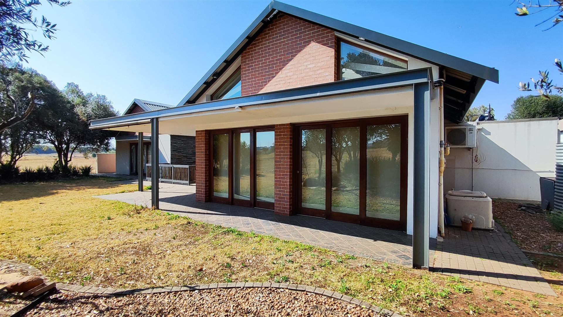 Backyard of property in Witfontein