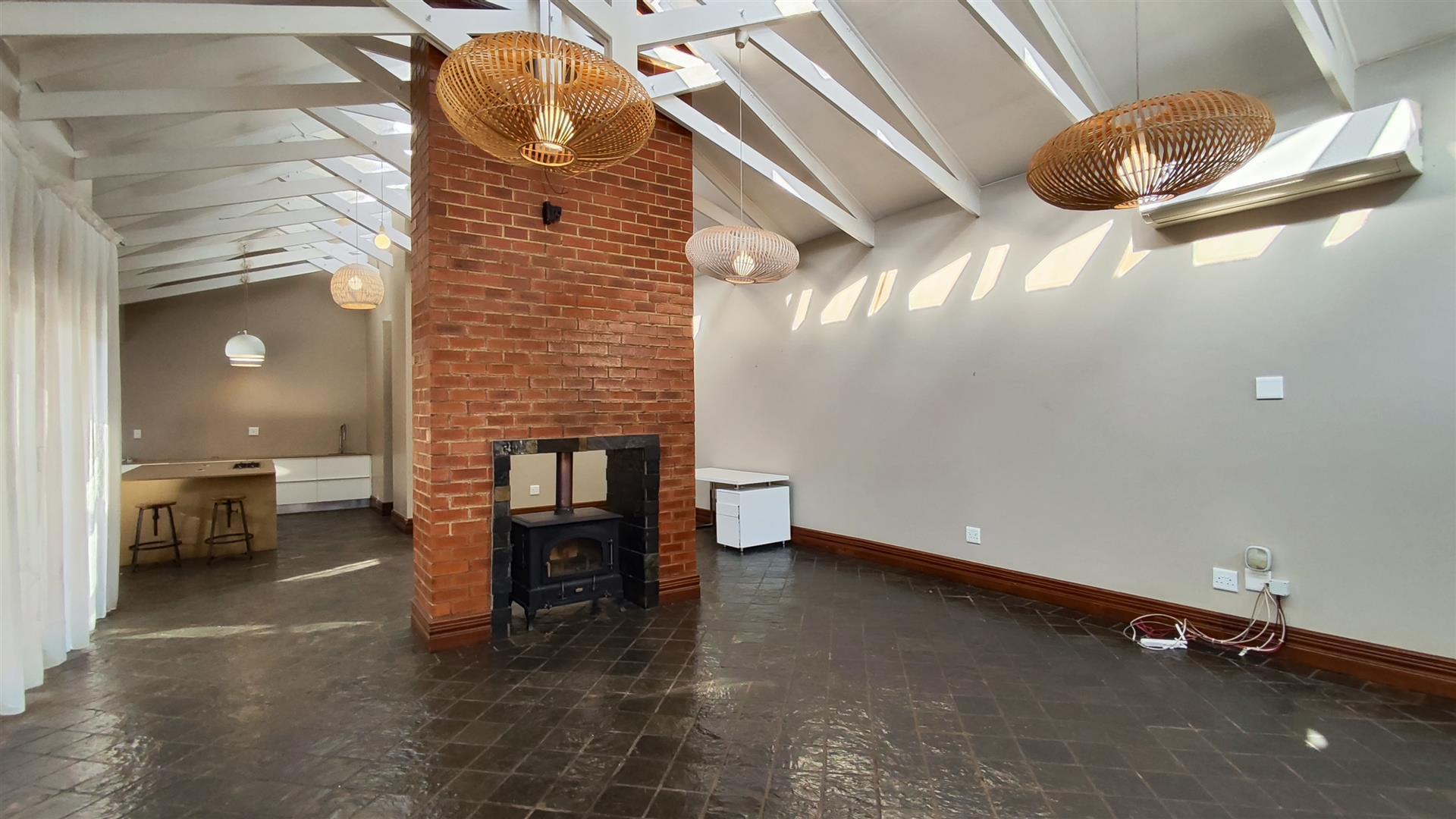 Lounges - 53 square meters of property in Witfontein