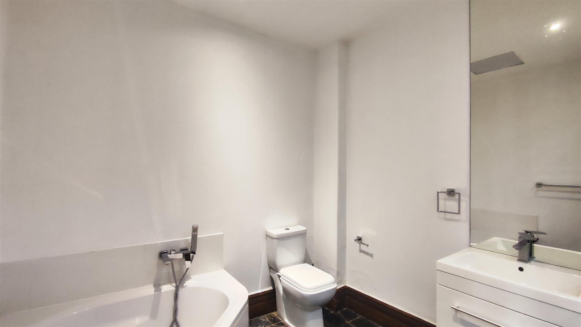 Bathroom 2 - 7 square meters of property in Witfontein