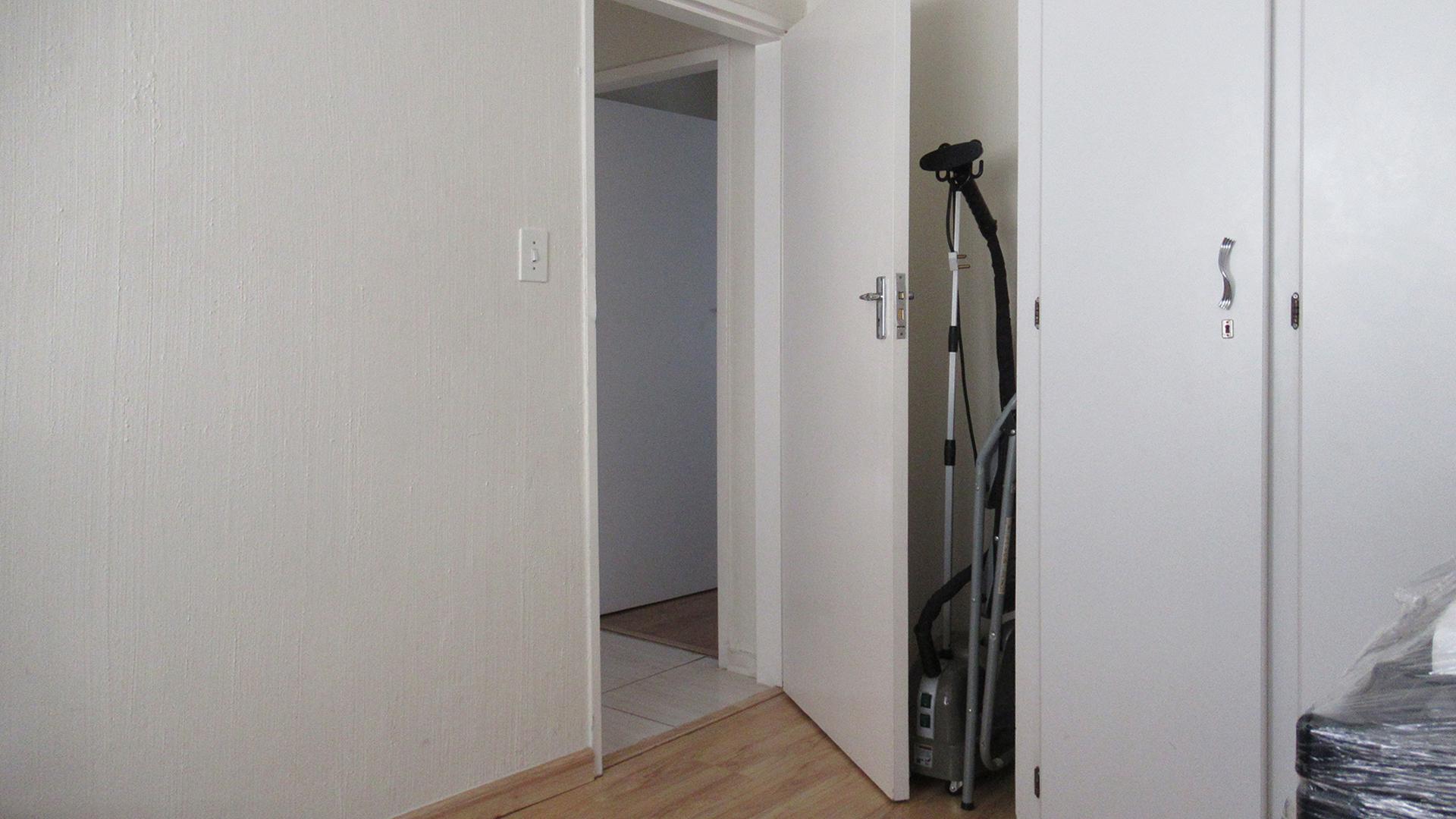 Bed Room 2 - 9 square meters of property in Sundowner