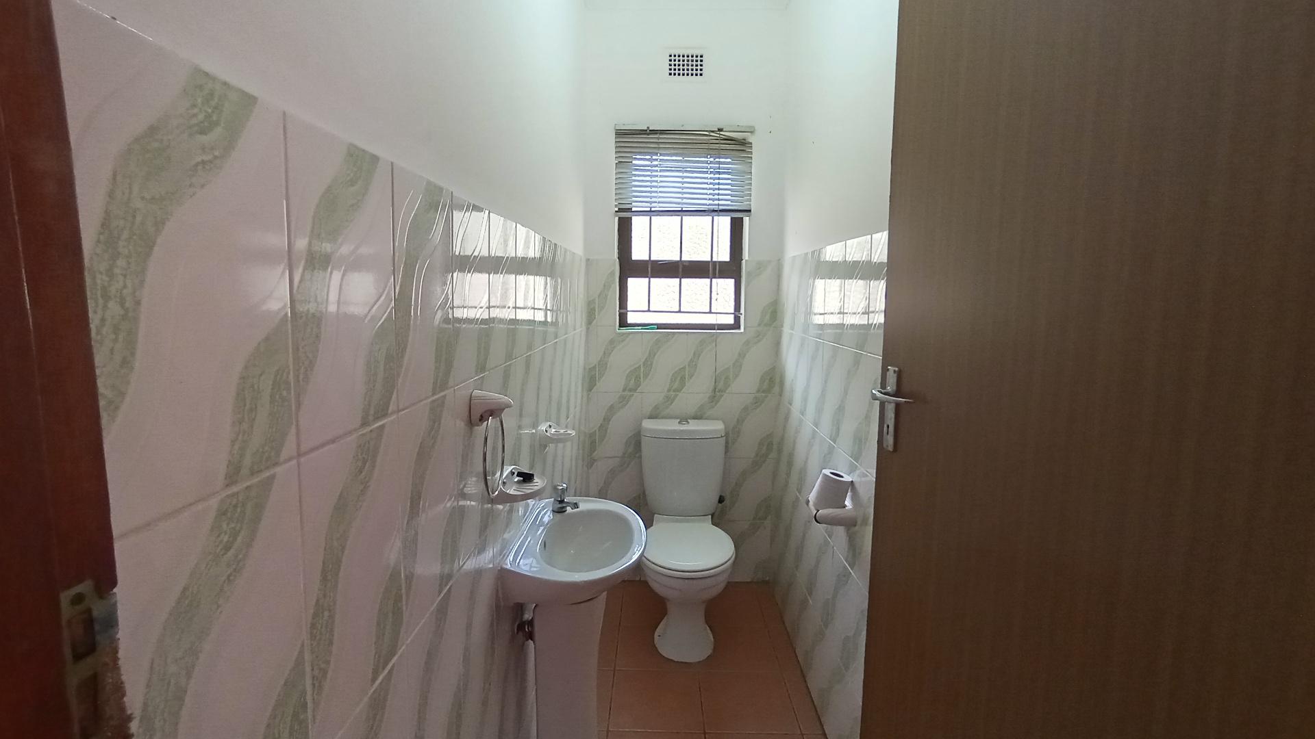 Guest Toilet - 3 square meters of property in Umzumbe