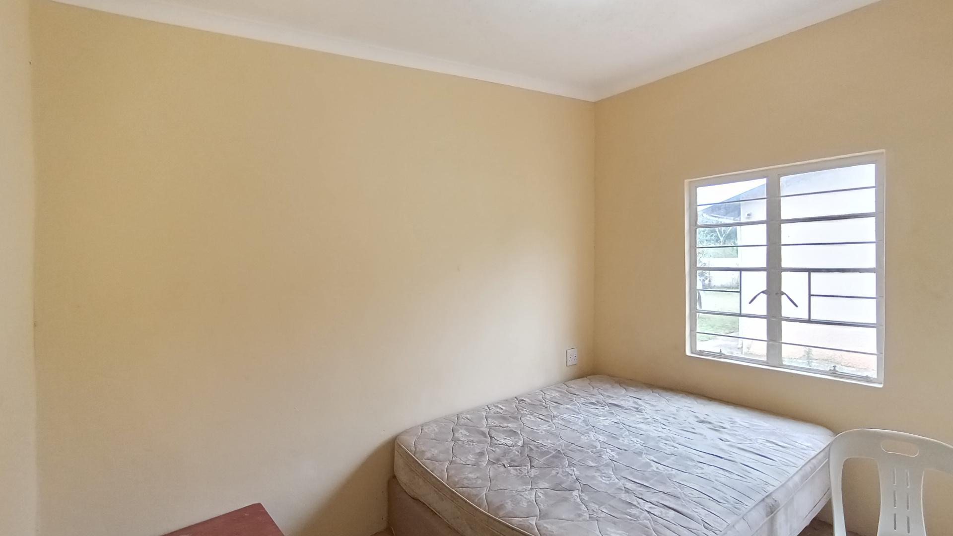 Flatlet - 152 square meters of property in Umzumbe