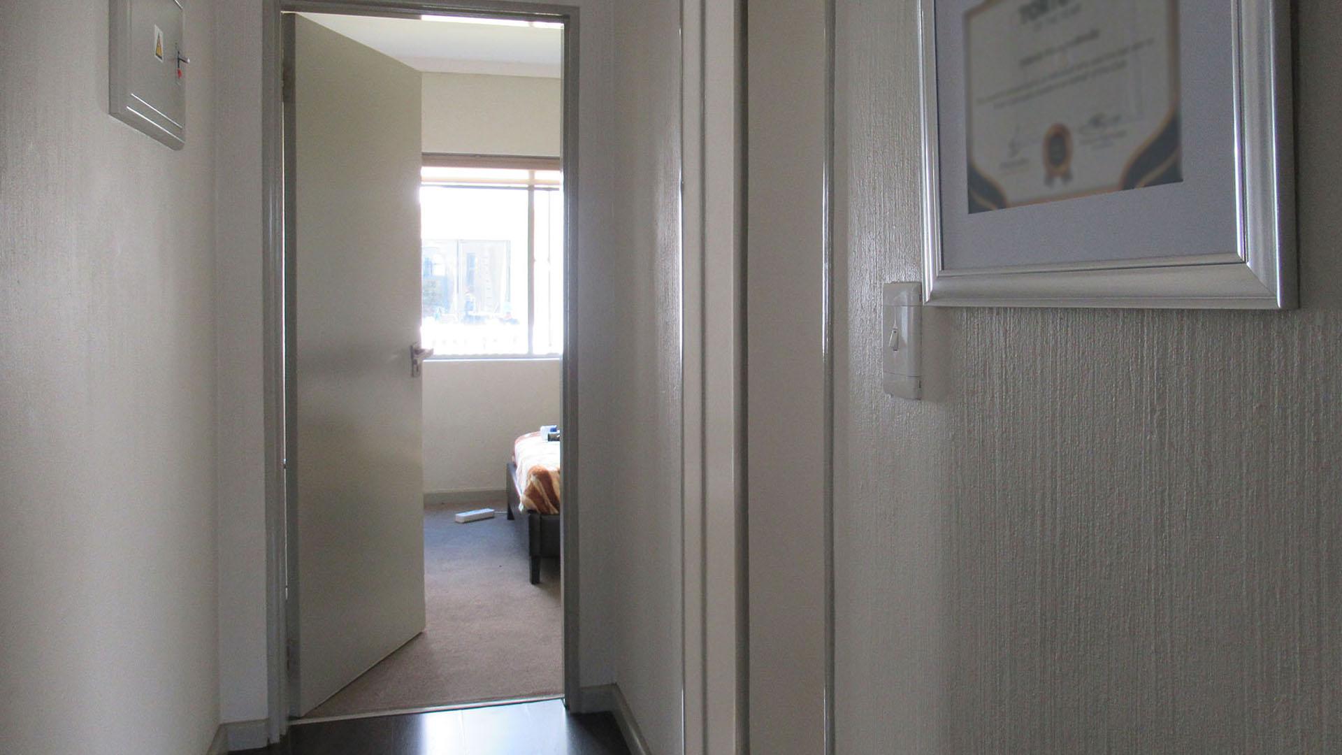 Spaces - 25 square meters of property in Fourways