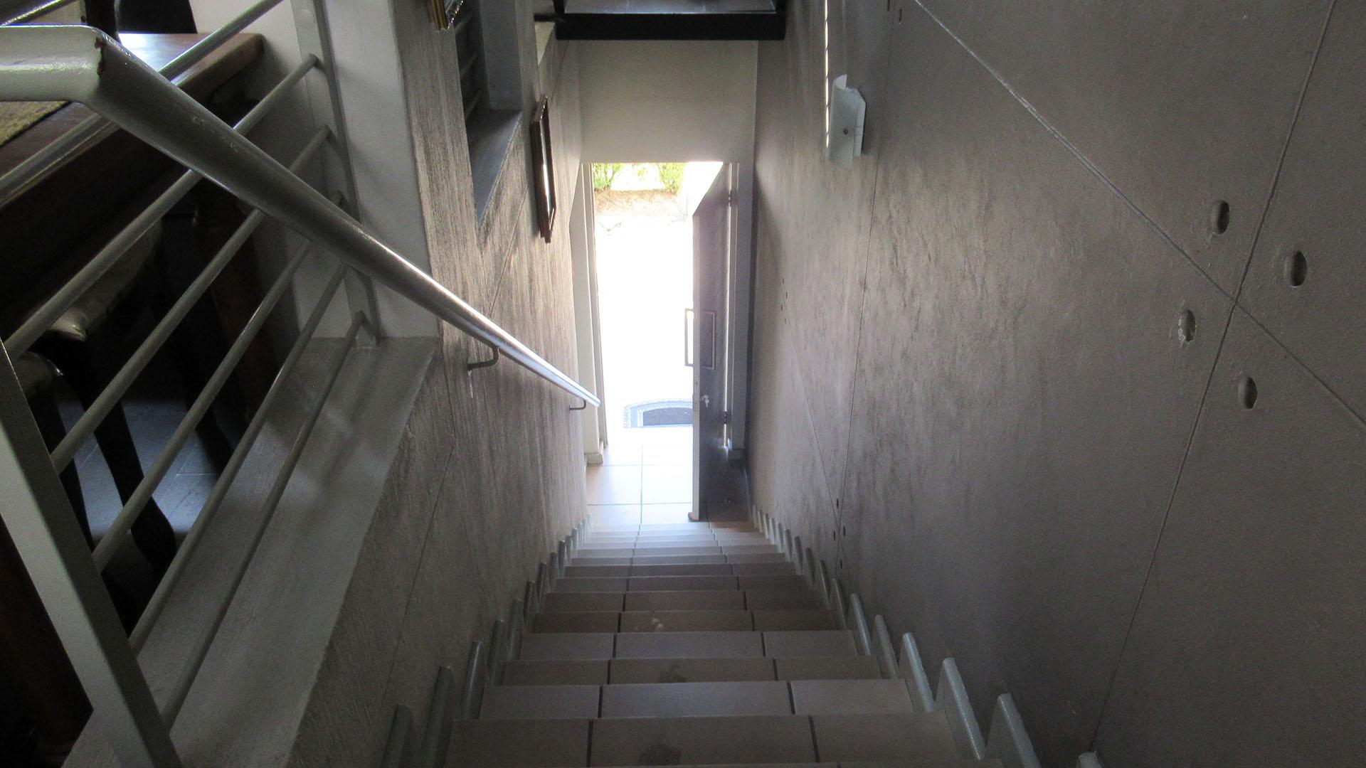 Spaces - 25 square meters of property in Fourways