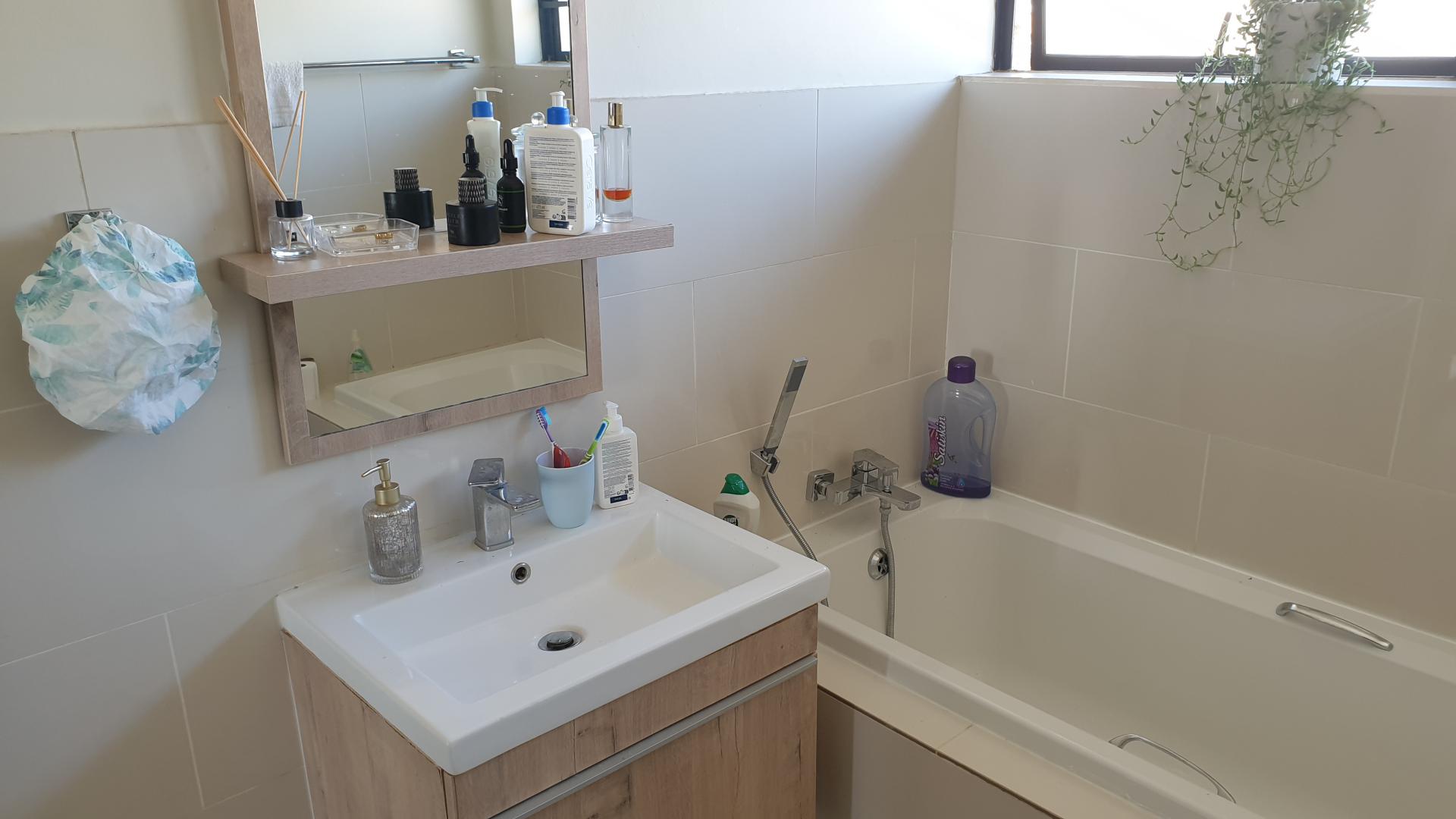  of property in Amberfield